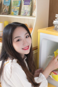 真人版美女大片